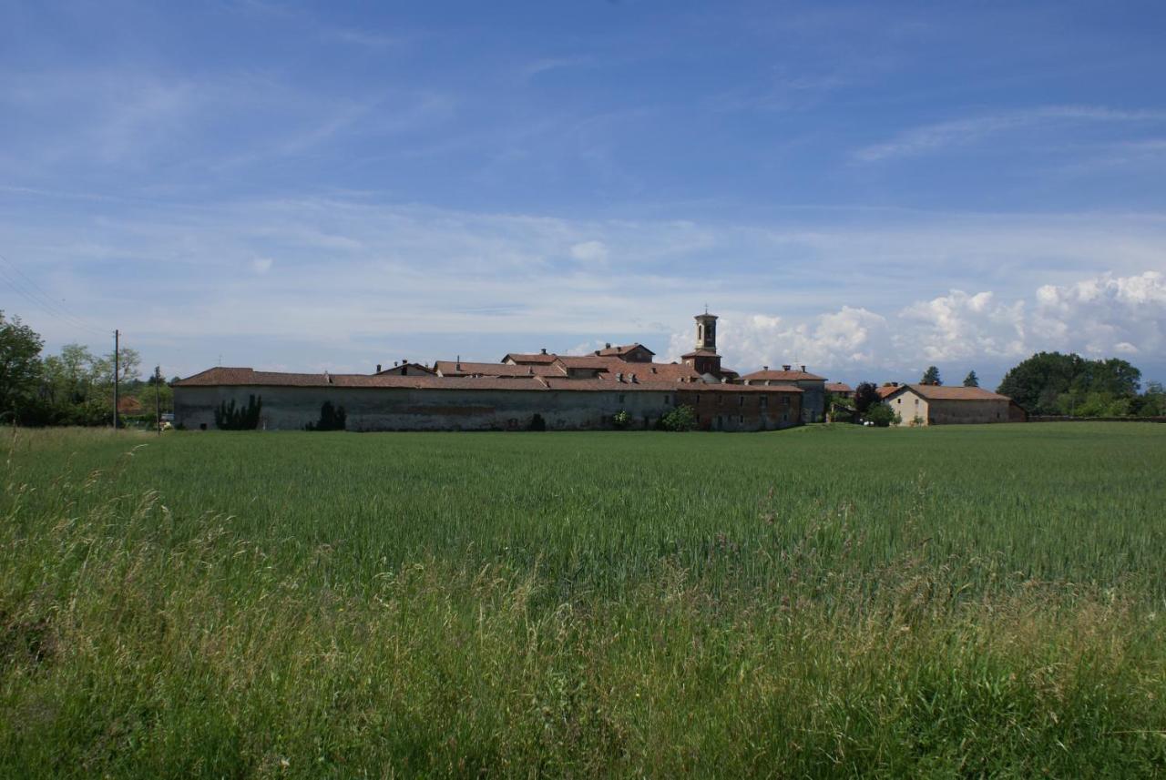 Studio Sforzesco Bellinzago Novarese Luaran gambar